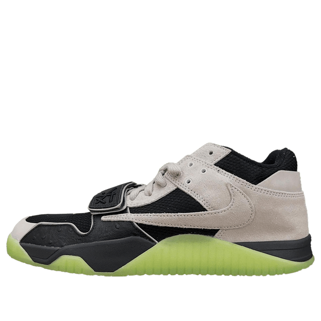 Air Jordan x Chase B x Travis Scott Jordan Jumpman Jack TR 'Black Night Silver'
Air Jordan x Chase B x Travis Scott Jordan Jumpman Jack TR 'Black Night Silver'