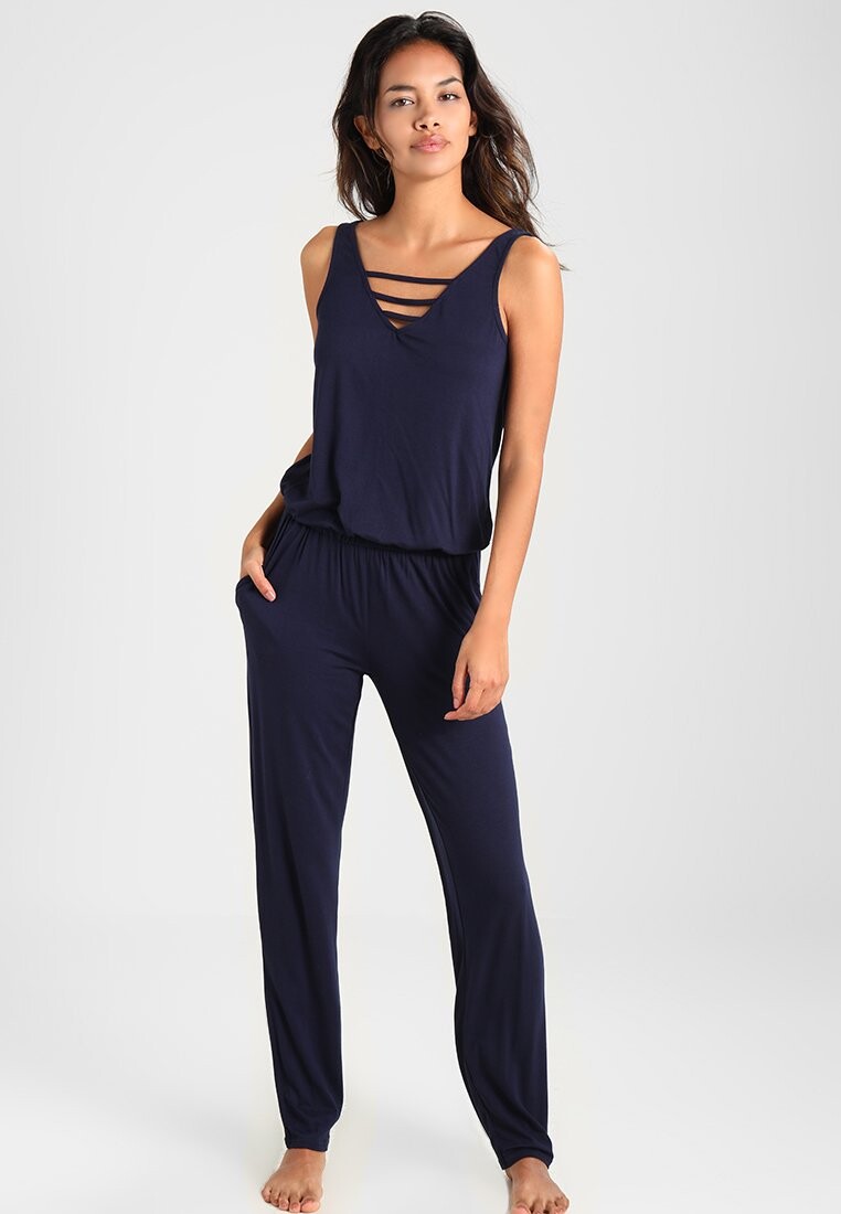 Пляжный аксессуар OVERALL s.Oliver, цвет marine, Синий, Пляжный аксессуар OVERALL s.Oliver, цвет marine
Пляжный аксессуар OVERALL s.Oliver, цвет marine, Синий, Пляжный аксессуар OVERALL s.Oliver, цвет marine