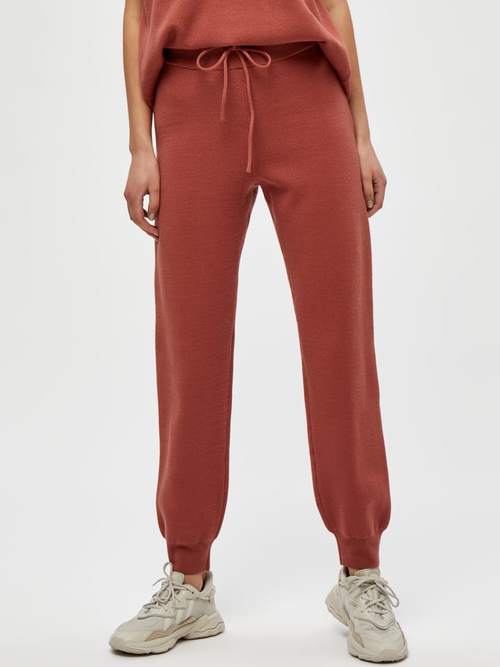 Тканевые брюки DESIRES
Тканевые брюки DESIRES