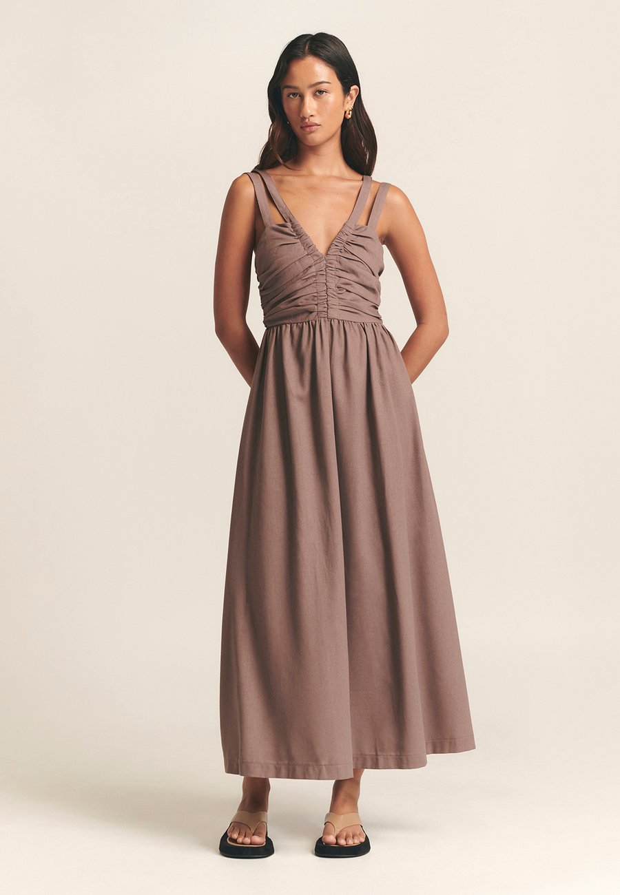 Платье ST MRLO ASHLI , Cacao/Brown
Платье ST MRLO ASHLI , Cacao/Brown