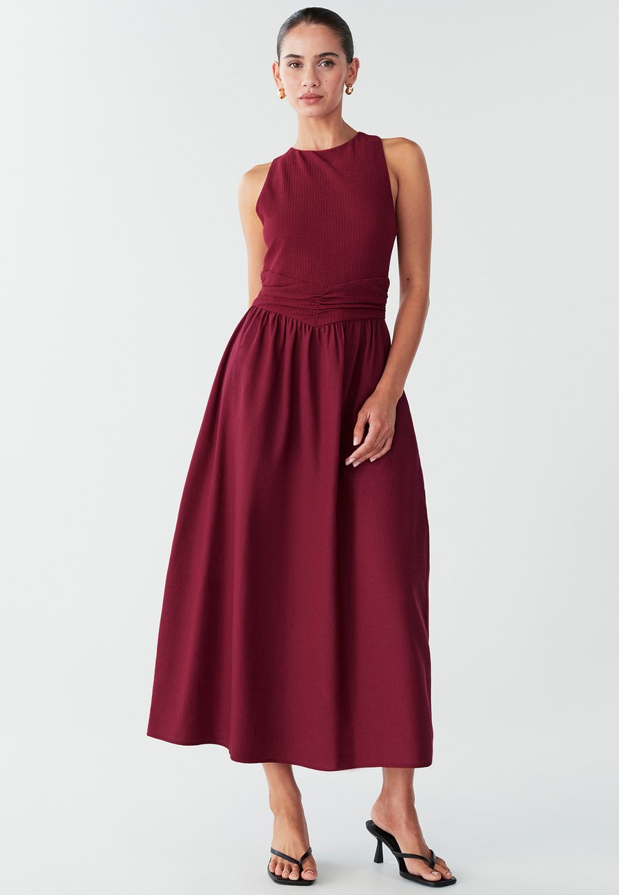 Платье BWLDR LINDA MIDI, Burgundy/Red
Платье BWLDR LINDA MIDI, Burgundy/Red