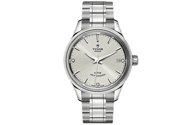 Женские часы Tudor из коллекции Wind Style
Женские часы Tudor из коллекции Wind Style