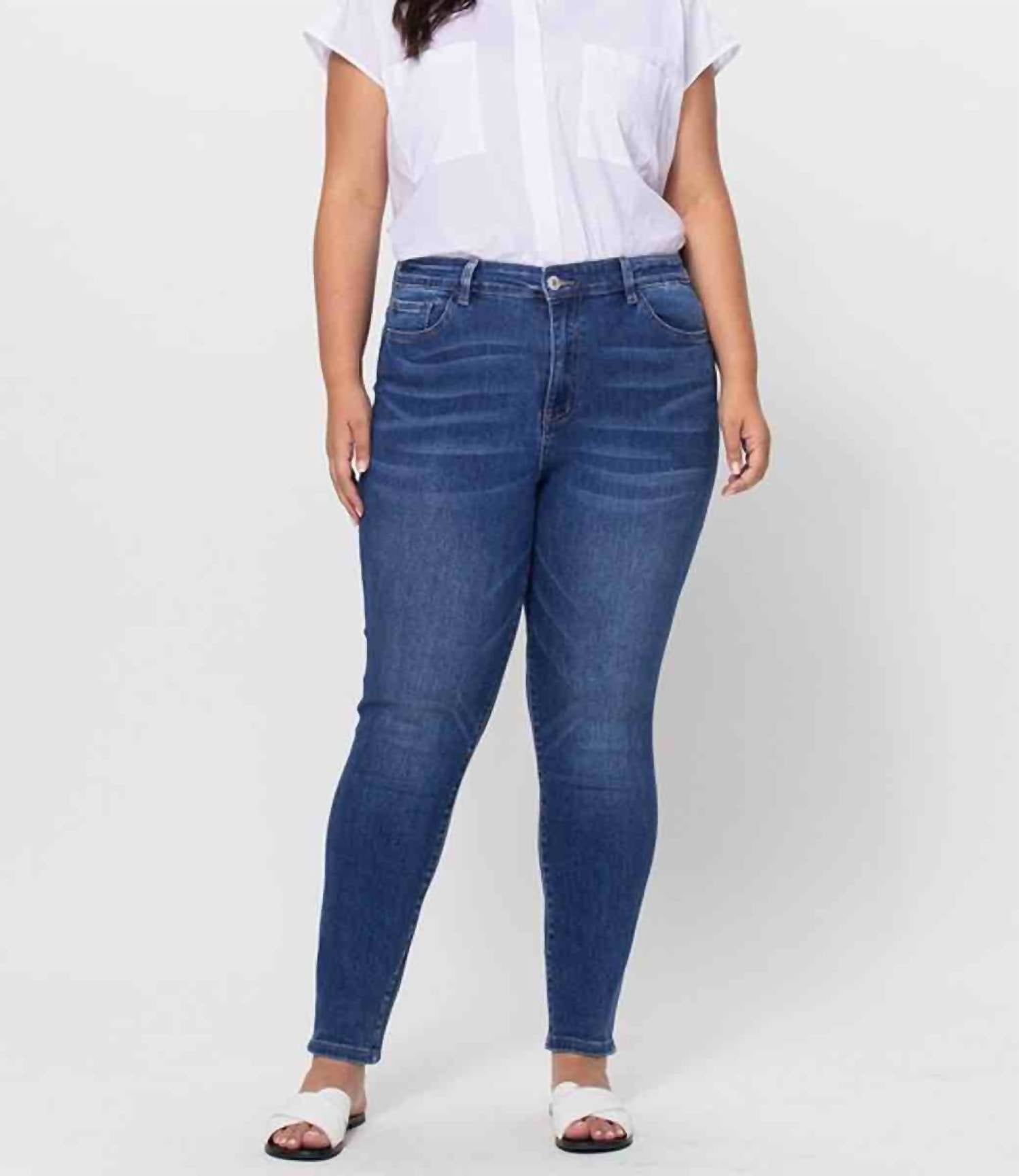 Raquael Узкие джинсы с высокой посадкой в средне-выбеленном оттенке VERVET BY FLYING MONKEY 
Raquael Узкие джинсы с высокой посадкой в средне-выбеленном оттенке VERVET BY FLYING MONKEY