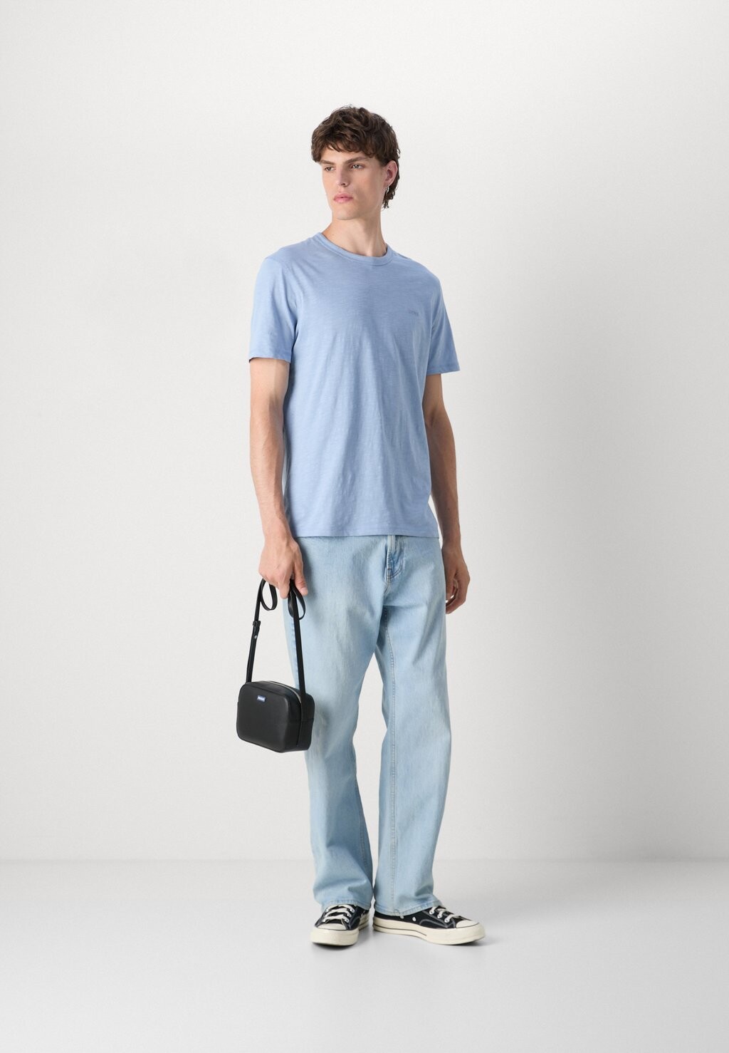 Базовая футболка BOSS, синий
Базовая футболка BOSS, синий