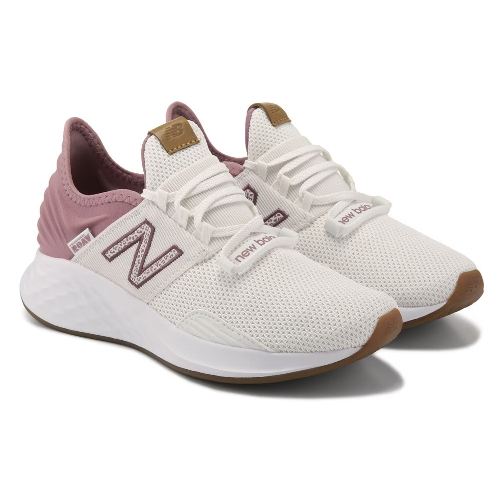 Кроссовки для бега из свежей пены Roav New Balance, серый
Кроссовки для бега из свежей пены Roav New Balance, серый
