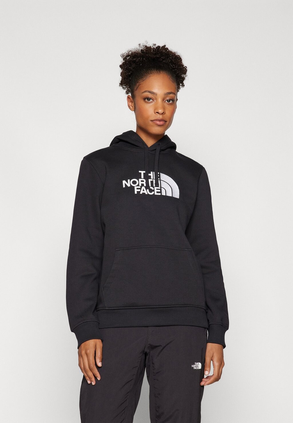 Толстовка с капюшоном DREW PEAK HOODIE The North Face, черный
Толстовка с капюшоном DREW PEAK HOODIE The North Face, черный