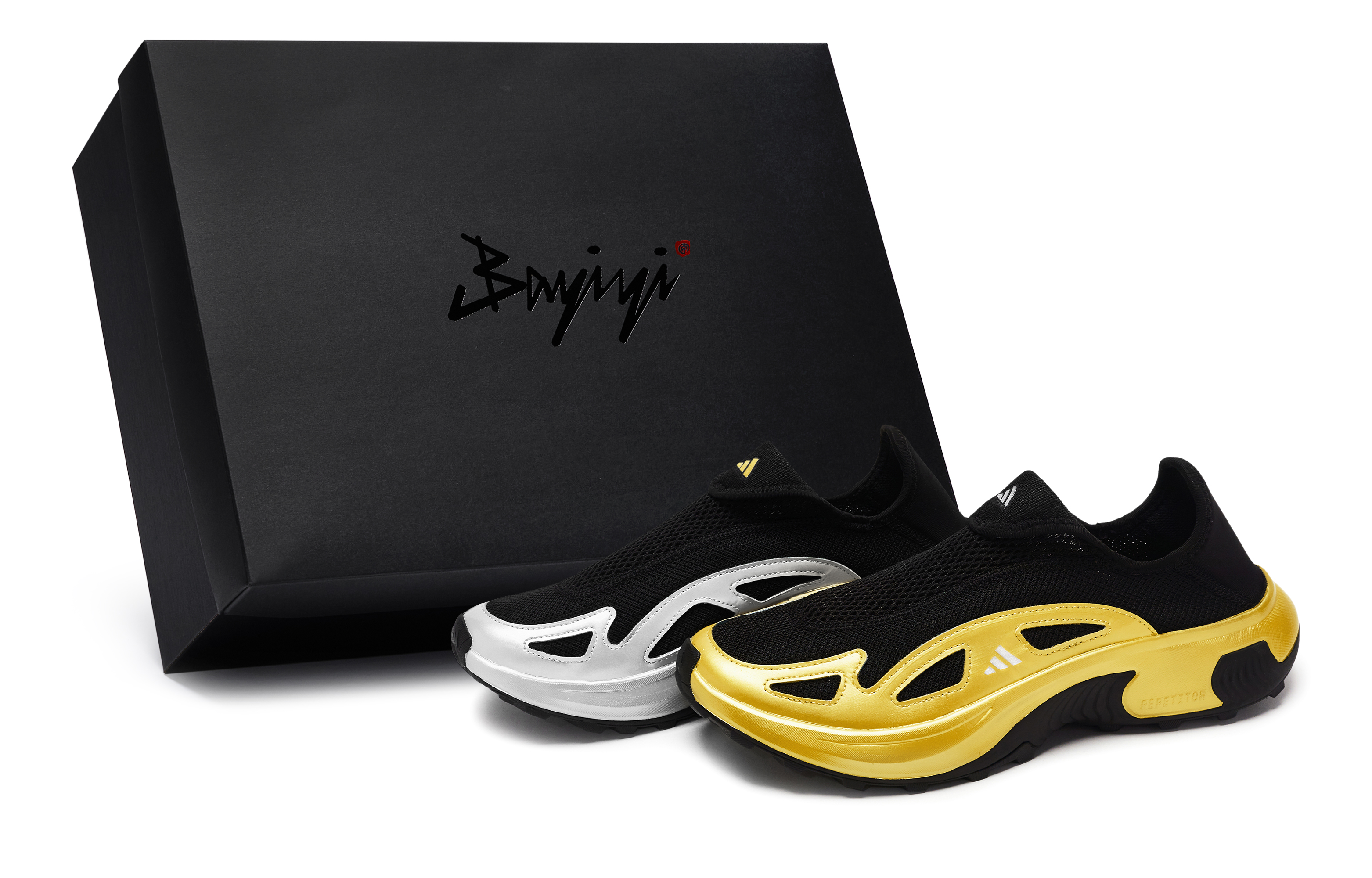 Adidas Мужские повседневные низкие кроссовки FC WALKER, цвет: черный/золотой/серебристый
Adidas Мужские повседневные низкие кроссовки FC WALKER, цвет: черный/золотой/серебристый