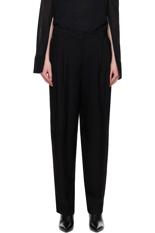 Прямые брюки с двойной складкой Toteme, черный
Прямые брюки с двойной складкой Toteme, черный