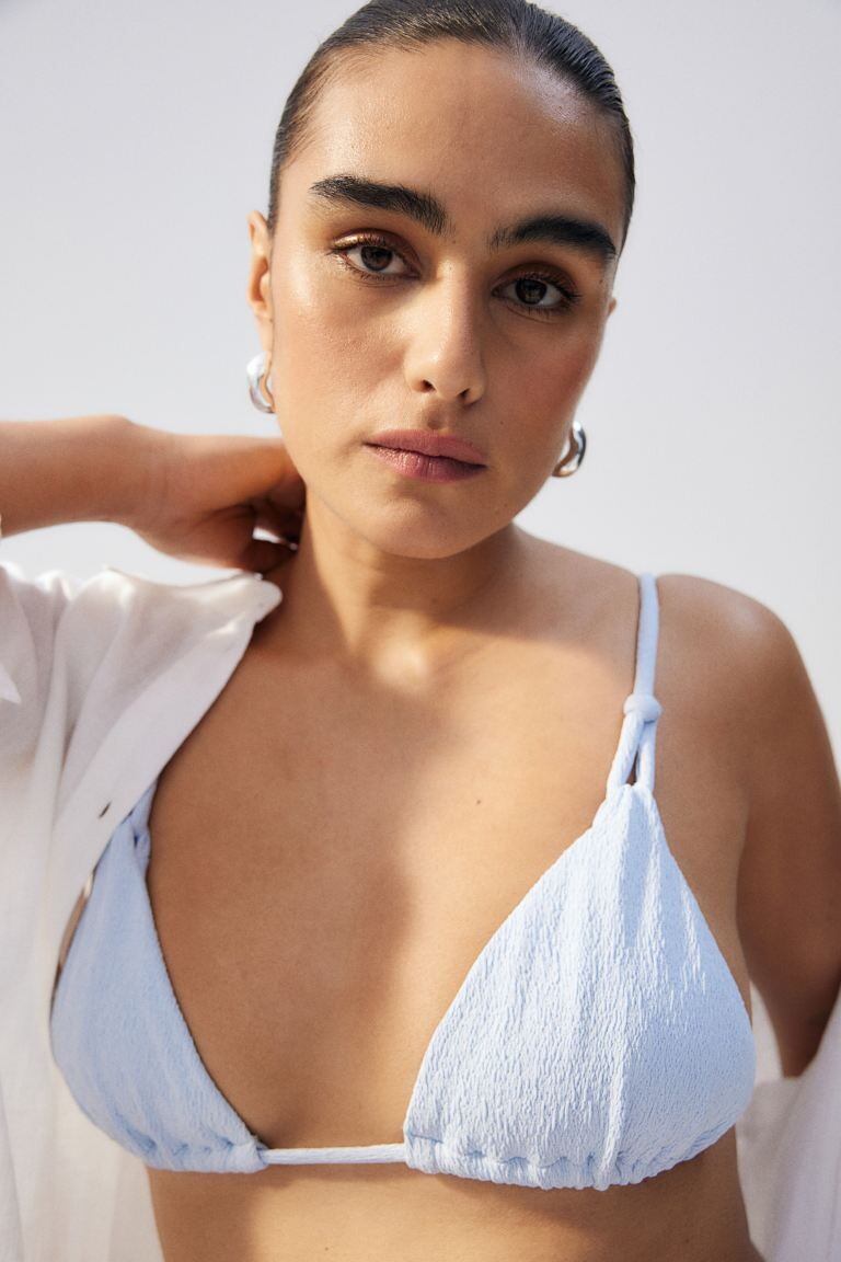 Мягкий лиф бикини с треугольными чашечками H&M, синий
Мягкий лиф бикини с треугольными чашечками H&M, синий