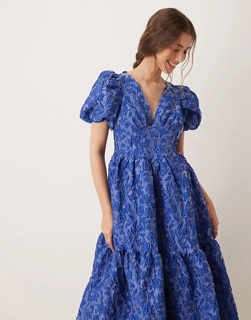 Платье мидакси Sister Jane с рукавами-фонариками и жаккардом цвета кобальта
Платье мидакси Sister Jane с рукавами-фонариками и жаккардом цвета кобальта