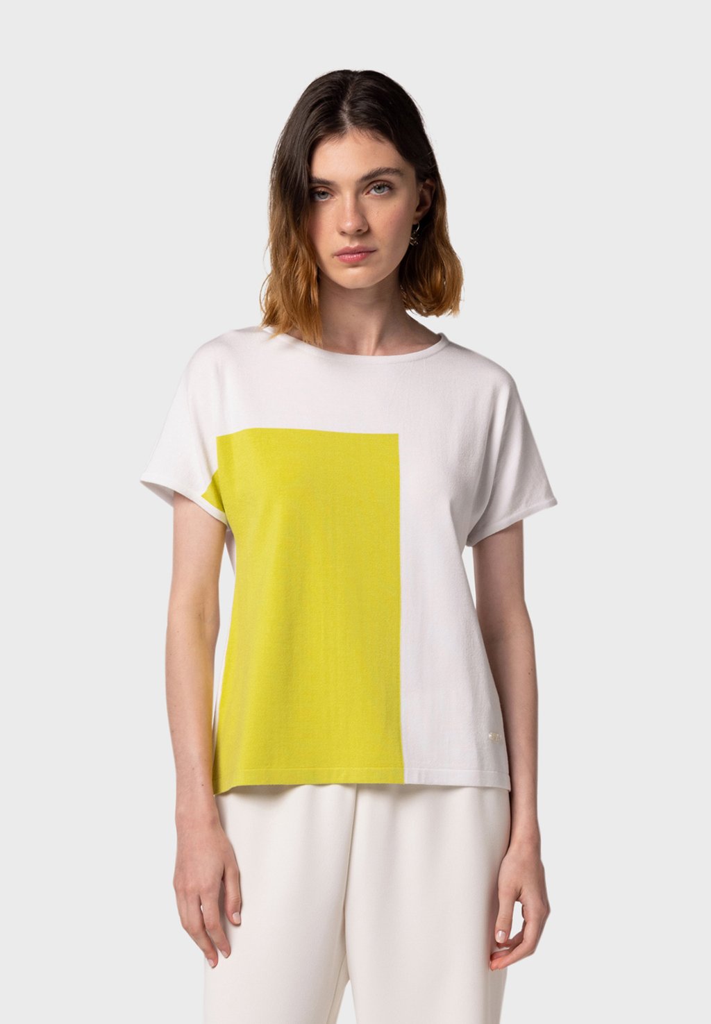 Футболка с принтом NAULOVER, белый
Футболка с принтом NAULOVER, белый