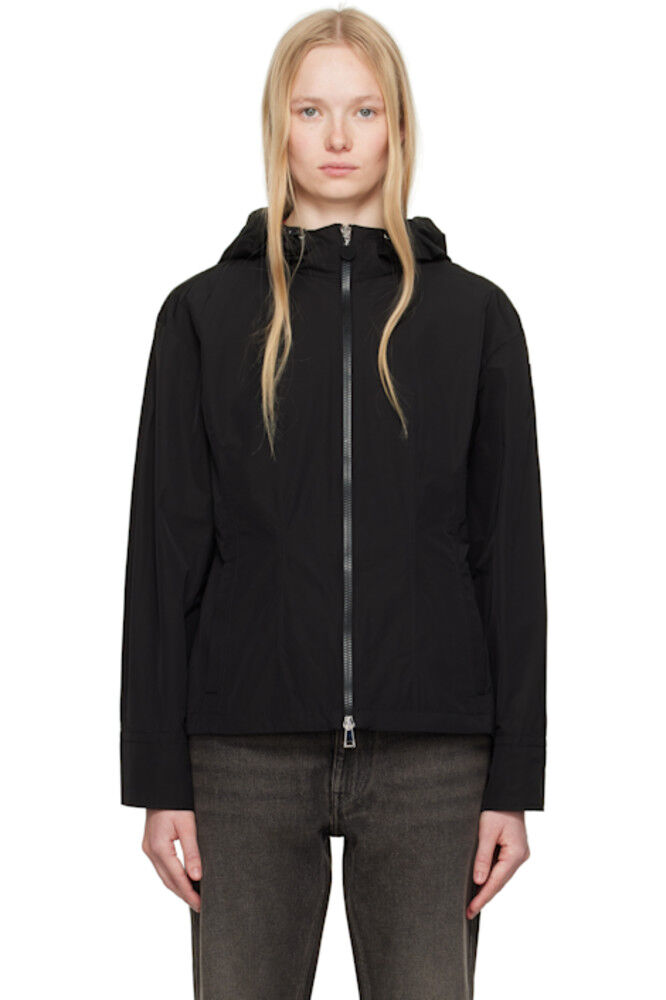 Черная куртка Pau Moncler 
Черная куртка Pau Moncler