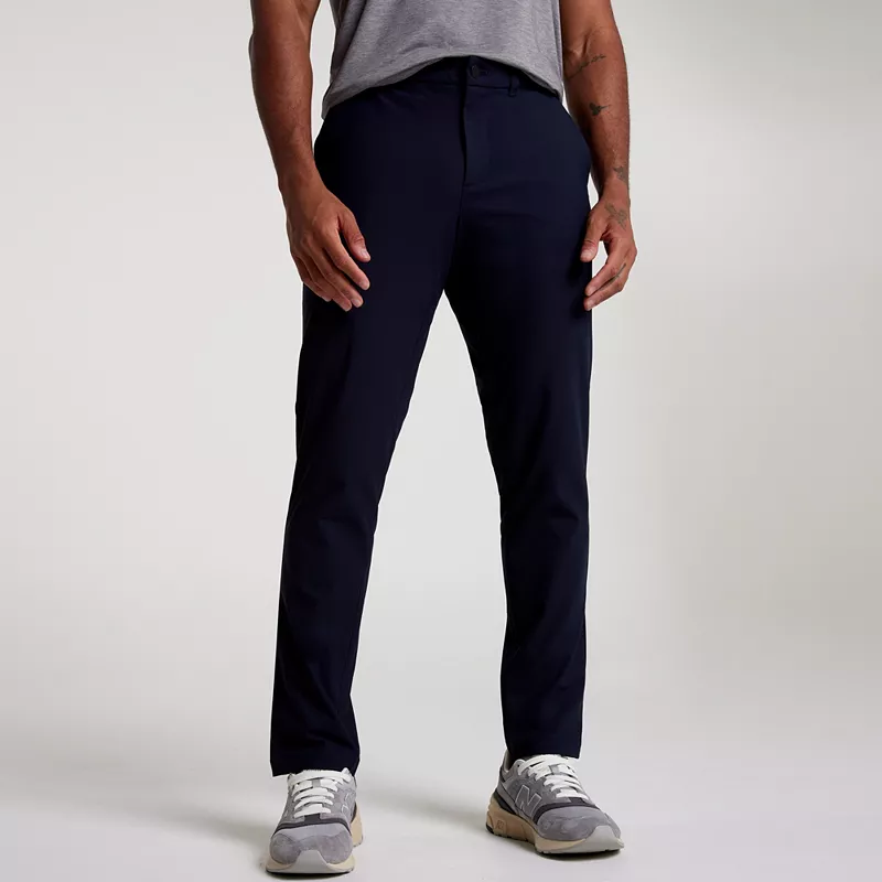 Мужские брюки-чиносы приталенного кроя VRST — новинка для дополнительного комфорта, темно-синий
Мужские брюки-чиносы приталенного кроя VRST — новинка для дополнительного комфорта, темно-синий