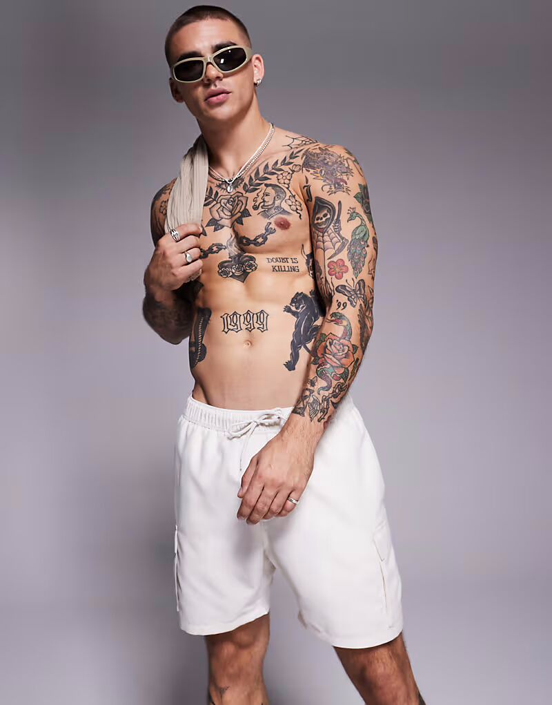 Плавки-шорты ASOS DESIGN средней длины с карманами-карго нейтрального цвета
Плавки-шорты ASOS DESIGN средней длины с карманами-карго нейтрального цвета