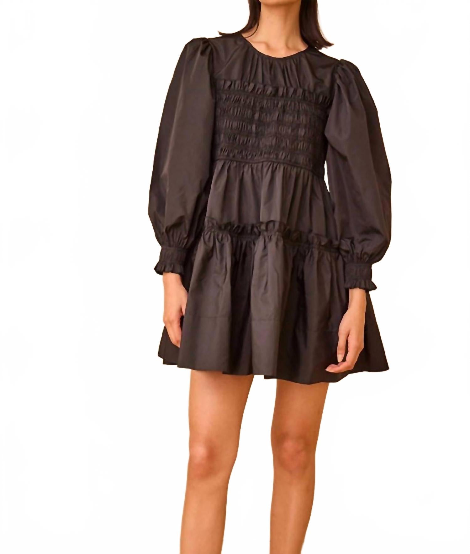 Платье Arley с длинным рукавом в цвете оникс HUNTER BELL, Onyx
Платье Arley с длинным рукавом в цвете оникс HUNTER BELL, Onyx