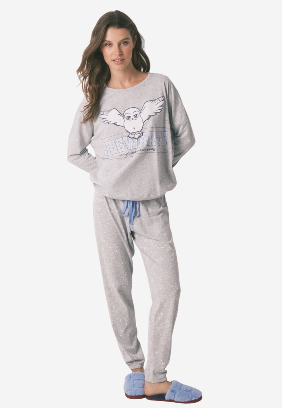 Пижамный комплект women'secret SET, Light Grey
Пижамный комплект women'secret SET, Light Grey