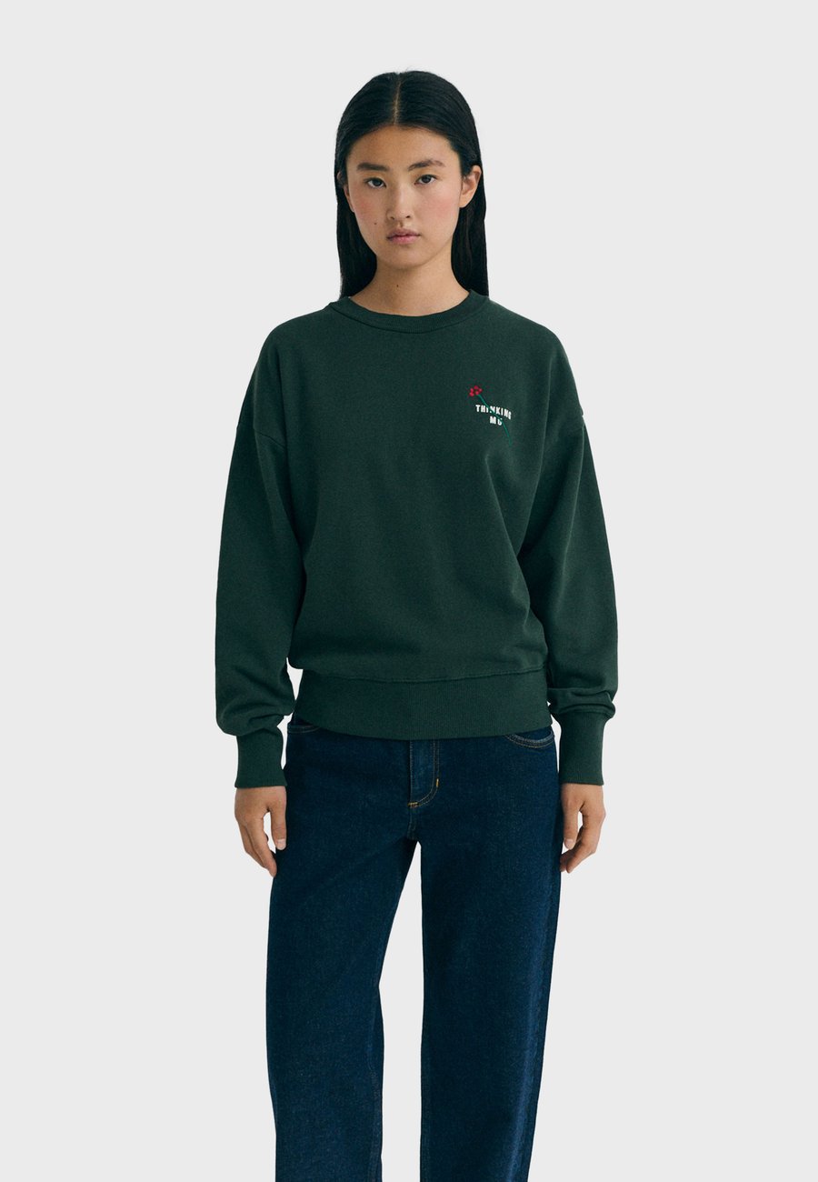 Толстовка Thinking Mu JODIE, Pine Green/Green, Зеленый, Толстовка Thinking Mu JODIE, Pine Green/Green
Толстовка Thinking Mu JODIE, Pine Green/Green, Зеленый, Толстовка Thinking Mu JODIE, Pine Green/Green