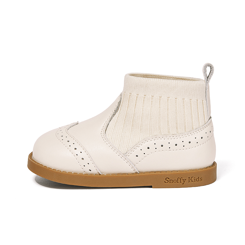 Детские кожаные ботинки дошкольные Snoffy, белый
Детские кожаные ботинки дошкольные Snoffy, белый