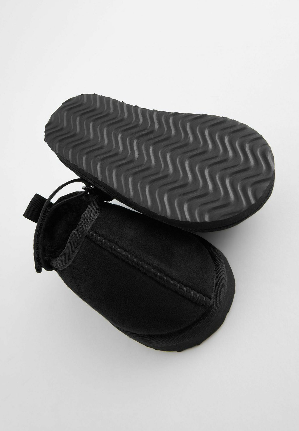 Детская обувь COSY REGULAR FIT Next, черный
Детская обувь COSY REGULAR FIT Next, черный