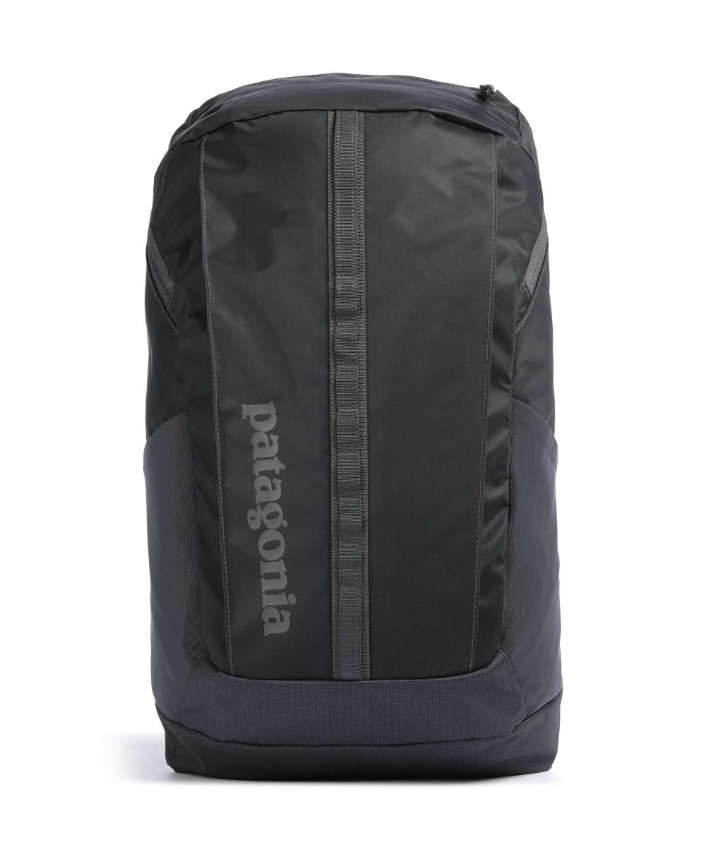 Рюкзак Black Hole 25 14″ из переработанного полиэстера Patagonia, мультиколор
Рюкзак Black Hole 25 14″ из переработанного полиэстера Patagonia, мультиколор