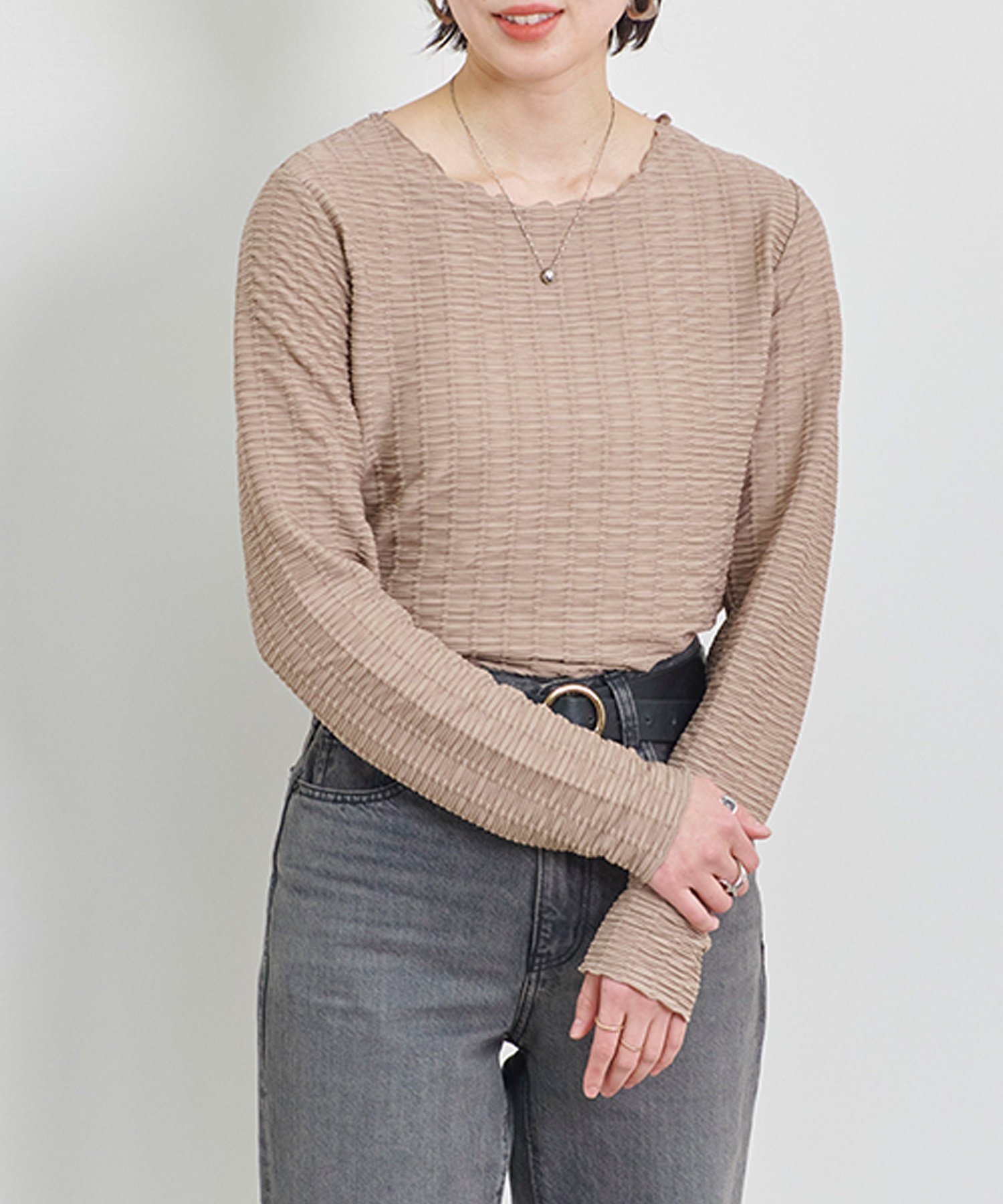 mitis Футболка с длинным вырезом и присборенным верхом, серо-бежевый
mitis Футболка с длинным вырезом и присборенным верхом, серо-бежевый