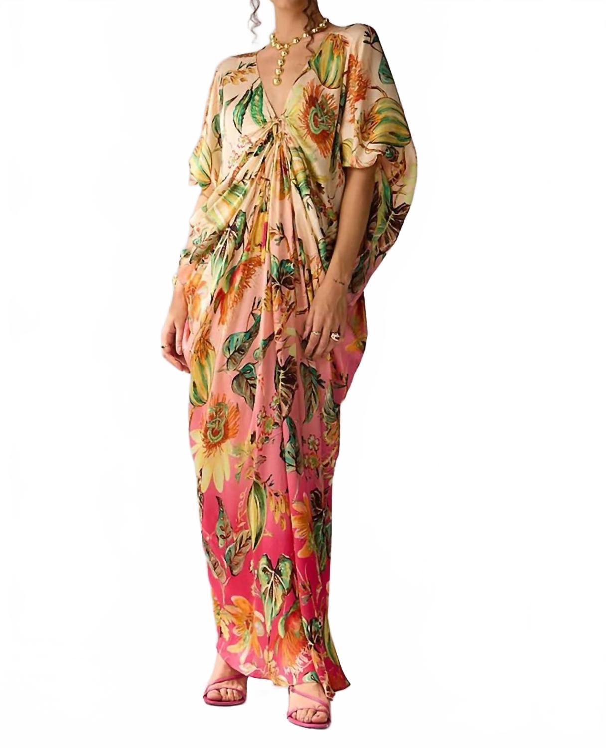 VERB Платье-кафтан с розовым омбре Amiya
VERB Платье-кафтан с розовым омбре Amiya