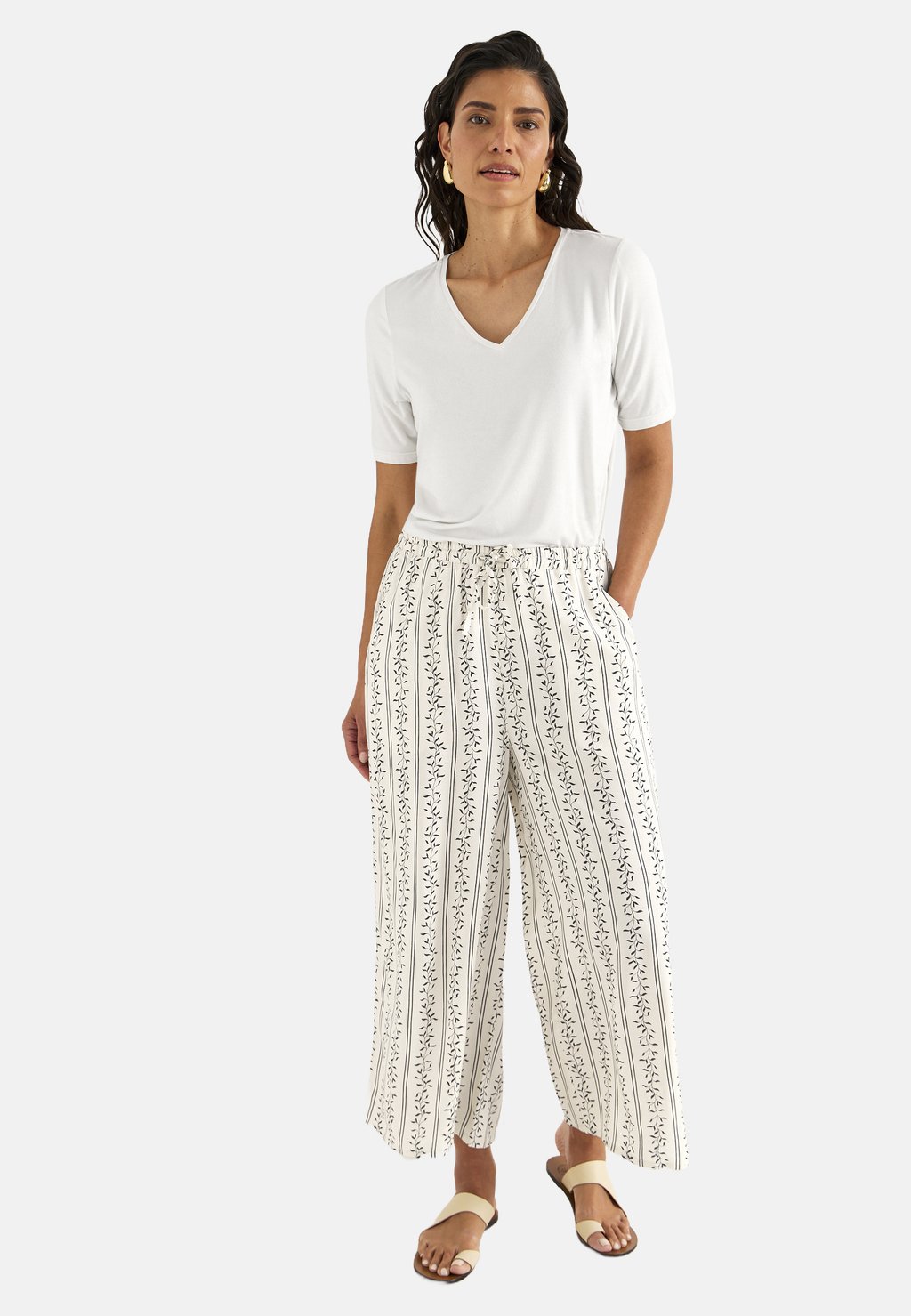 Брюки Cellbes of Sweden, кремовый
Брюки Cellbes of Sweden, кремовый