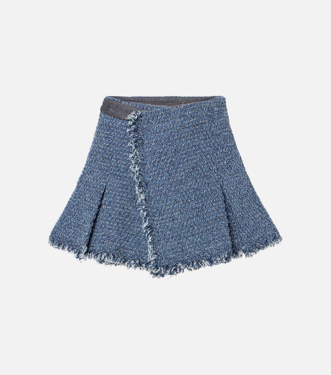 Джинсовые шорты с перфорацией Sacai, индиго
Джинсовые шорты с перфорацией Sacai, индиго