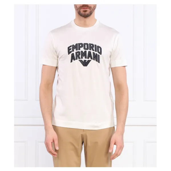 Футболка стандартного кроя Emporio Armani, бежевый
Футболка стандартного кроя Emporio Armani, бежевый