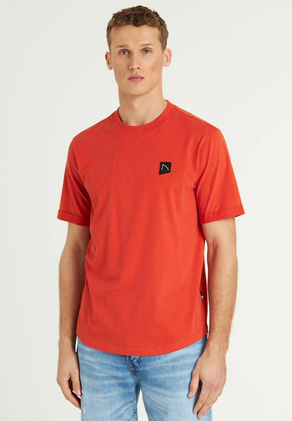 Базовая футболка BASIC BRODY CHASIN', красный
Базовая футболка BASIC BRODY CHASIN', красный