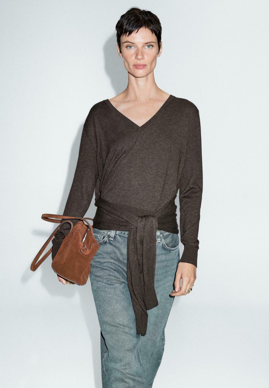 Джемпер Massimo Dutti WITH MULTIWAY SLEEVES , Dark Brown
Джемпер Massimo Dutti WITH MULTIWAY SLEEVES , Dark Brown