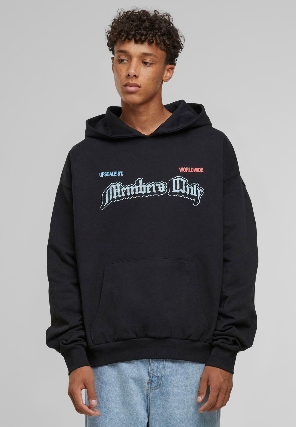 Толстовка ONLY MEMBERS Upscale by Mister Tee, черный
Толстовка ONLY MEMBERS Upscale by Mister Tee, черный