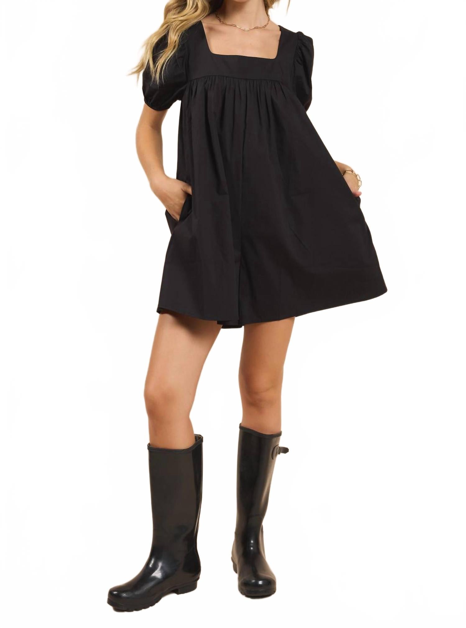 Черный комбинезон-бэбидолл с ажурными вставками Sadie & Sage
Черный комбинезон-бэбидолл с ажурными вставками Sadie & Sage