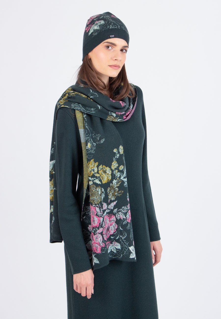Шапка Ivko FURNISHING FLORALS MOTIV, Forest/Dark Green
Шапка Ivko FURNISHING FLORALS MOTIV, Forest/Dark Green