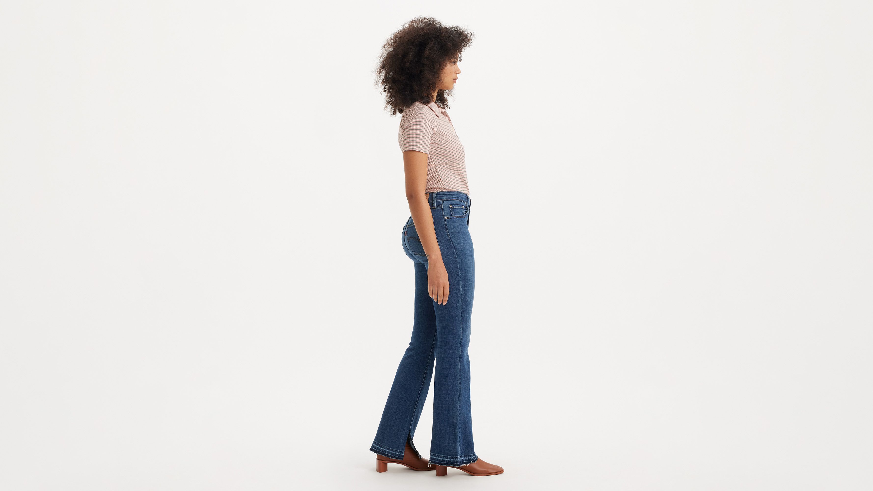 726 Расклешенные женские джинсы с высокой посадкой Levi's, цвет Explore The Unknown - Dark Wash
726 Расклешенные женские джинсы с высокой посадкой Levi's, цвет Explore The Unknown - Dark Wash