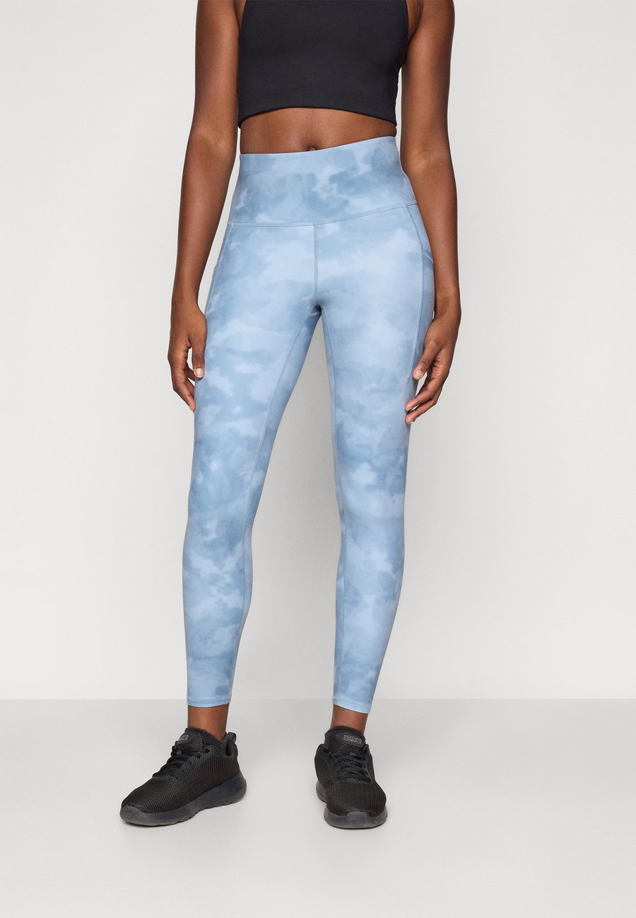 Леггинсы Champion HIGH RISE CAPRI LEGGINGS, Light Blue
Леггинсы Champion HIGH RISE CAPRI LEGGINGS, Light Blue