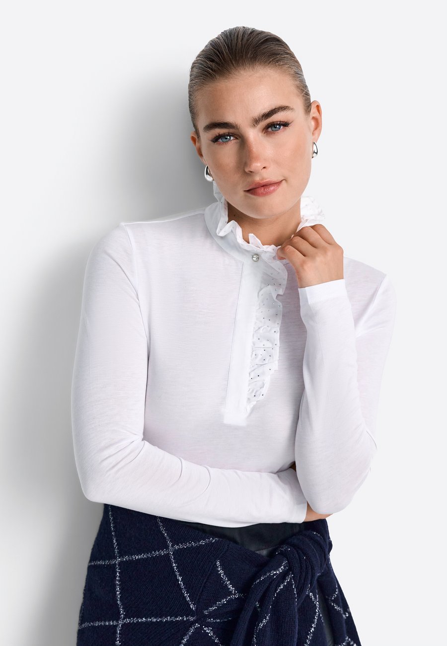 Блуза Rich & Royal Blouse, White
Блуза Rich & Royal Blouse, White