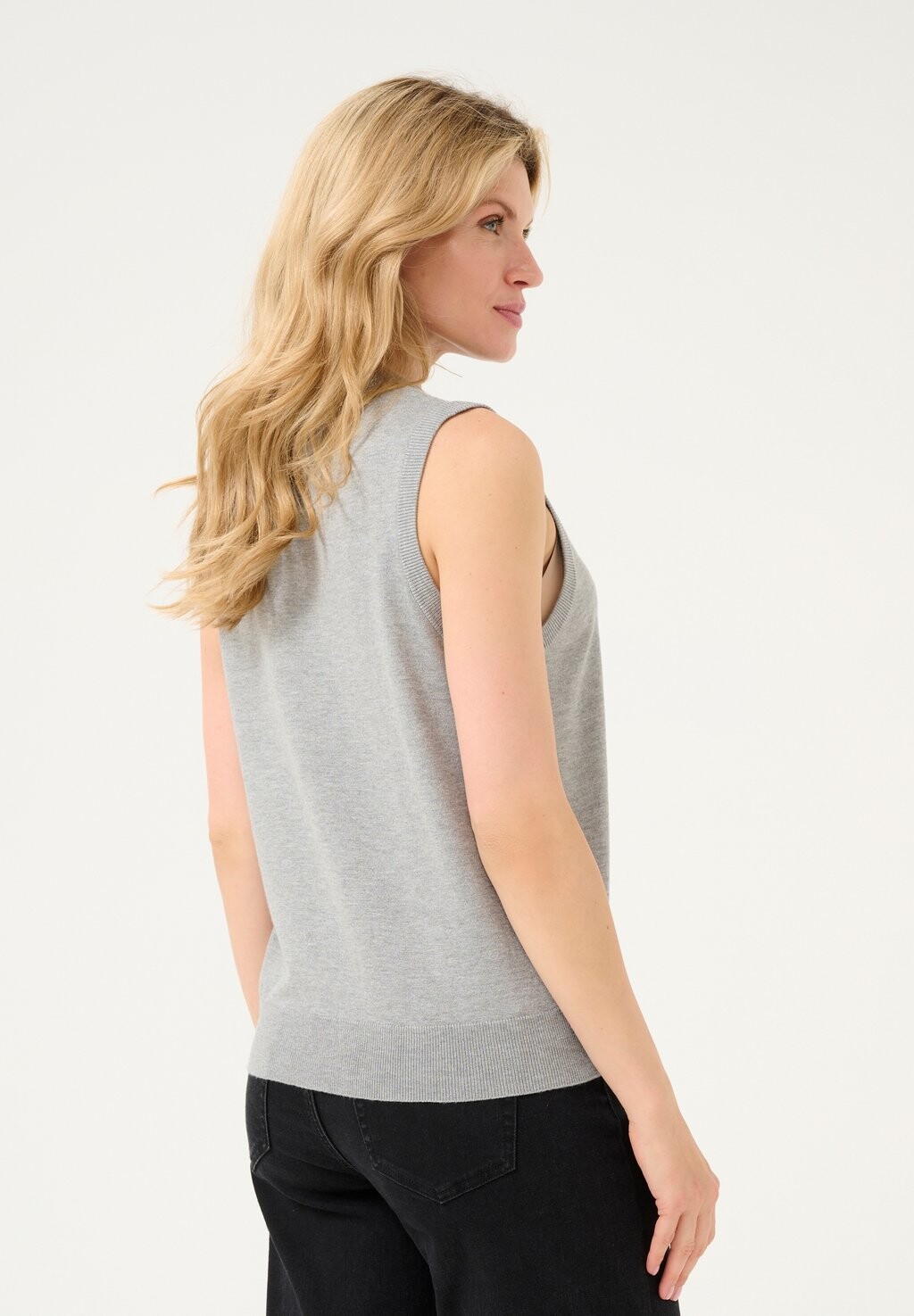 Топ Kaffe, песочный
Топ Kaffe, песочный