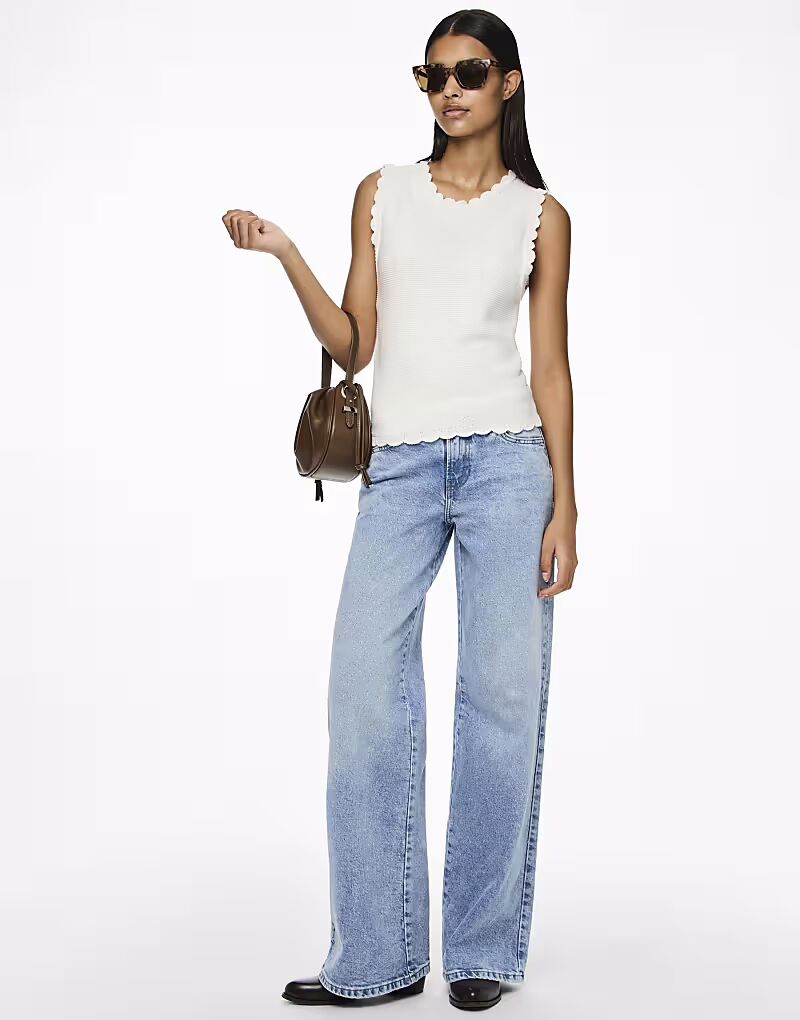 Джинсы Pieces Wide fit светло-голубого цвета 
Джинсы Pieces Wide fit светло-голубого цвета