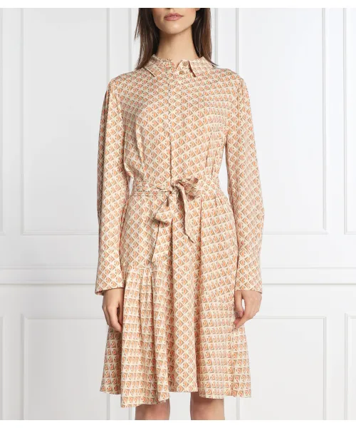 Платье Riani, оранжевый
Платье Riani, оранжевый