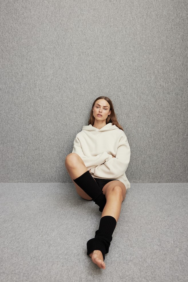 Спортивная толстовка оверсайз H&M, бежевый
Спортивная толстовка оверсайз H&M, бежевый