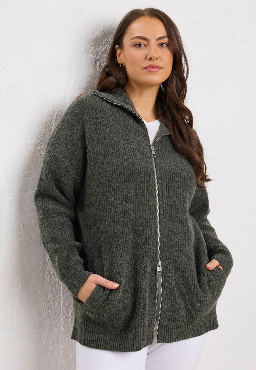 Кардиган Evans Cardigan, Grey/Dark Grey
Кардиган Evans Cardigan, Grey/Dark Grey