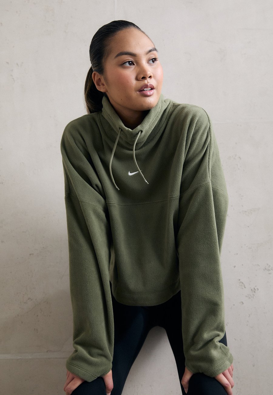 Джемпер Nike Performance ONE, Medium Olive/White/Olive
Джемпер Nike Performance ONE, Medium Olive/White/Olive