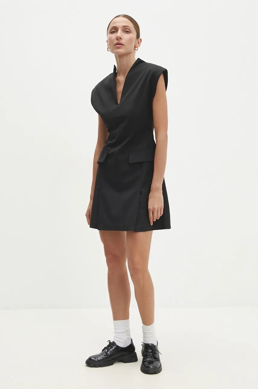 Платье Answear Lab, черный
Платье Answear Lab, черный