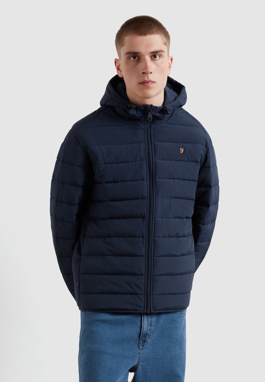 Куртка Farah KENNEDY WADDED , Yale/Dark Blue
Куртка Farah KENNEDY WADDED , Yale/Dark Blue