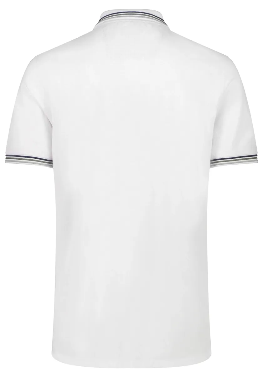 Рубашка-поло BISON "Рубашка-поло BISON", белый
Рубашка-поло BISON "Рубашка-поло BISON", белый