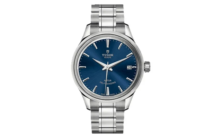 Женские часы Tudor из коллекции Wind Style
Женские часы Tudor из коллекции Wind Style