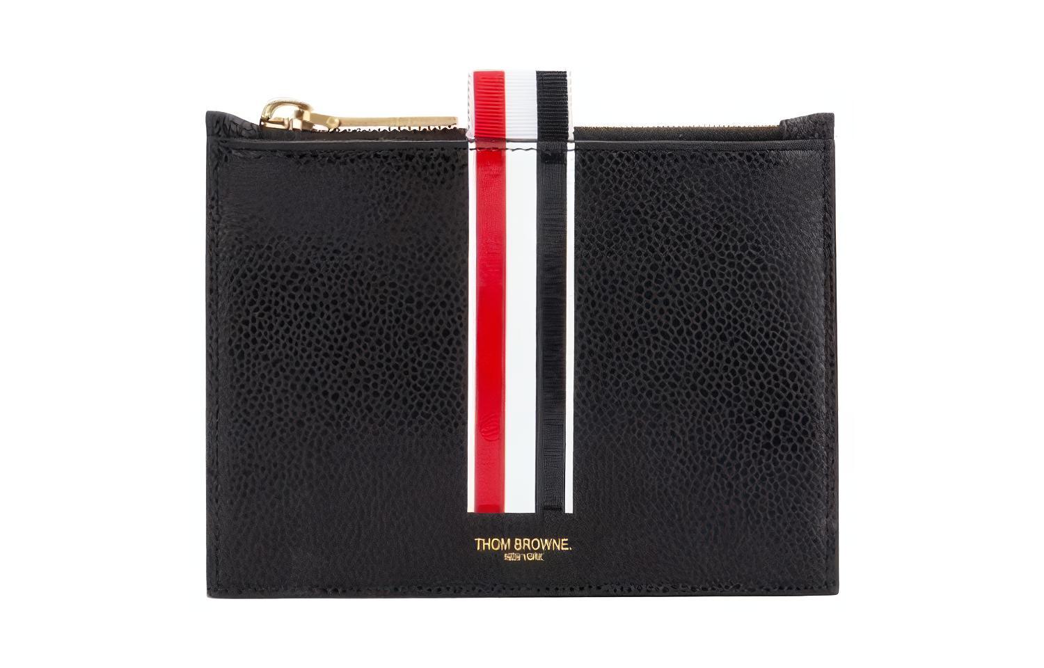 THOM BROWNE Кожаный кошелек для монет мужской черный
THOM BROWNE Кожаный кошелек для монет мужской черный