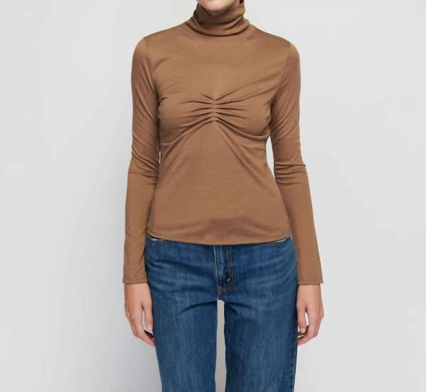 Водолазка Eris в стиле Тедди Nation LTD, цвет teddy
Водолазка Eris в стиле Тедди Nation LTD, цвет teddy