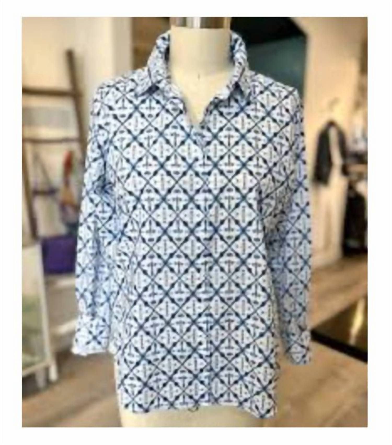 Блузка на пуговицах с узором «ромб» белого цвета Elliott Lauren
Блузка на пуговицах с узором «ромб» белого цвета Elliott Lauren